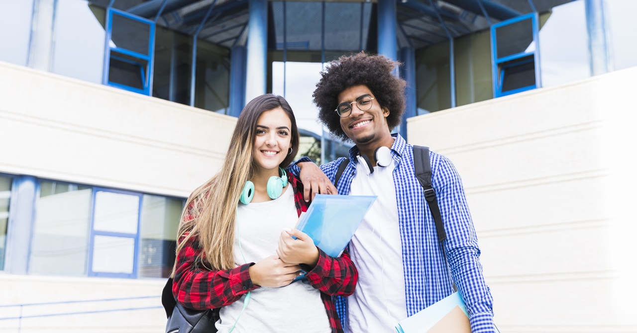 expenses applying in australia as international student